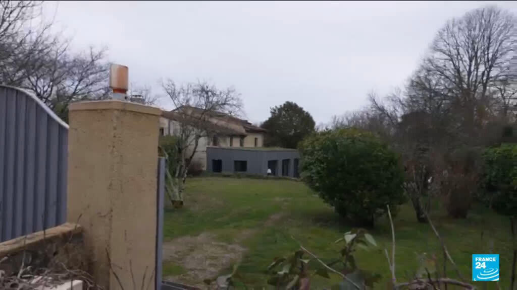 Possible China spies detained in France